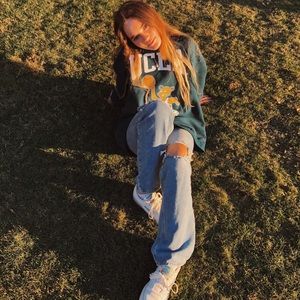 Meet your Posher, Kiya